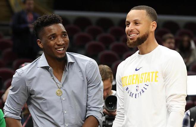 太阳完胜马刺,克莱扛起全队 太阳完胜马刺,克莱扛起全队