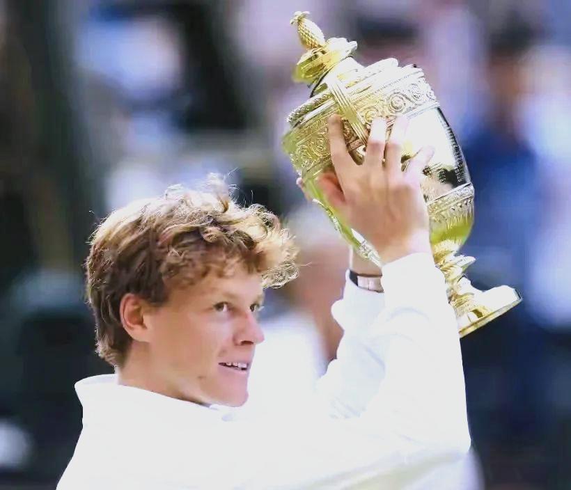 温网碾压ATP总决赛,辛纳统治全场 温网碾压ATP总决赛,辛纳统治全场