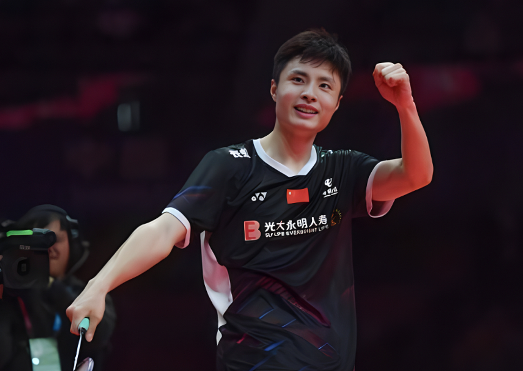 印尼队横扫日本队,石宇奇高光表现 印尼队横扫日本队,石宇奇高光表现