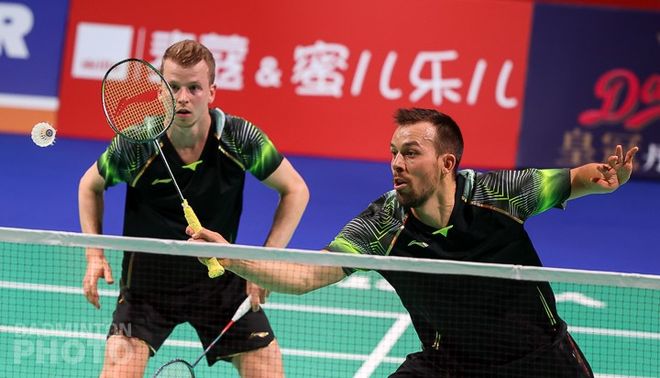 马来西亚队鏖战德国队，安赛龙扛起全队