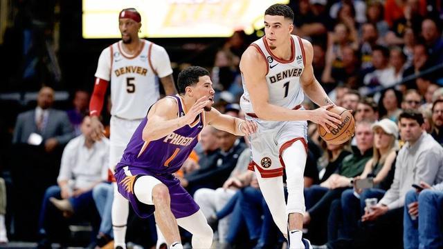 法国队翻盘瑞典队，马龙带队取胜