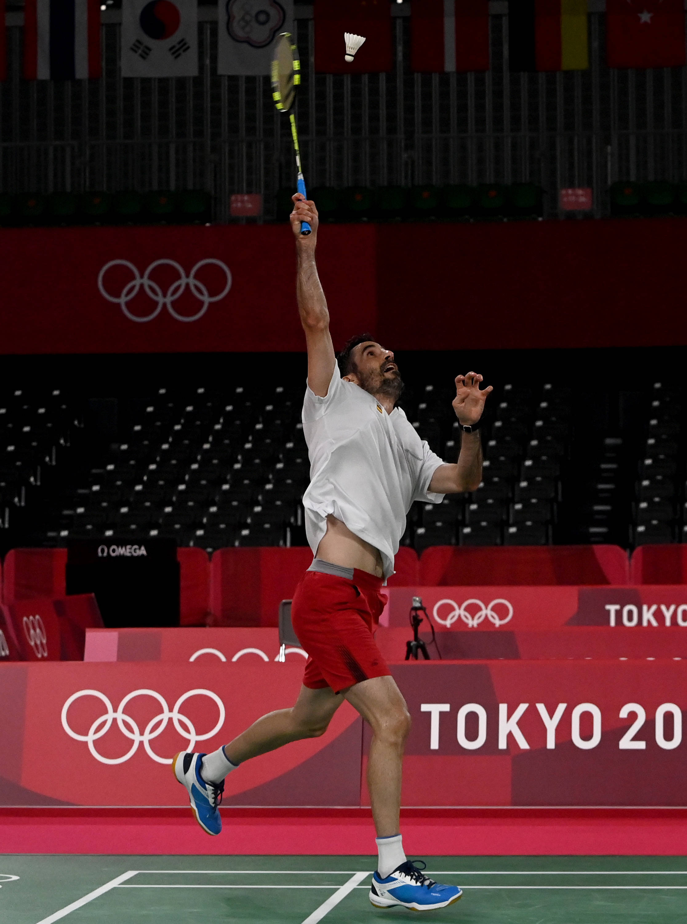 马来西亚羽毛球队绝杀英格兰羽毛球队，谌龙关键制胜