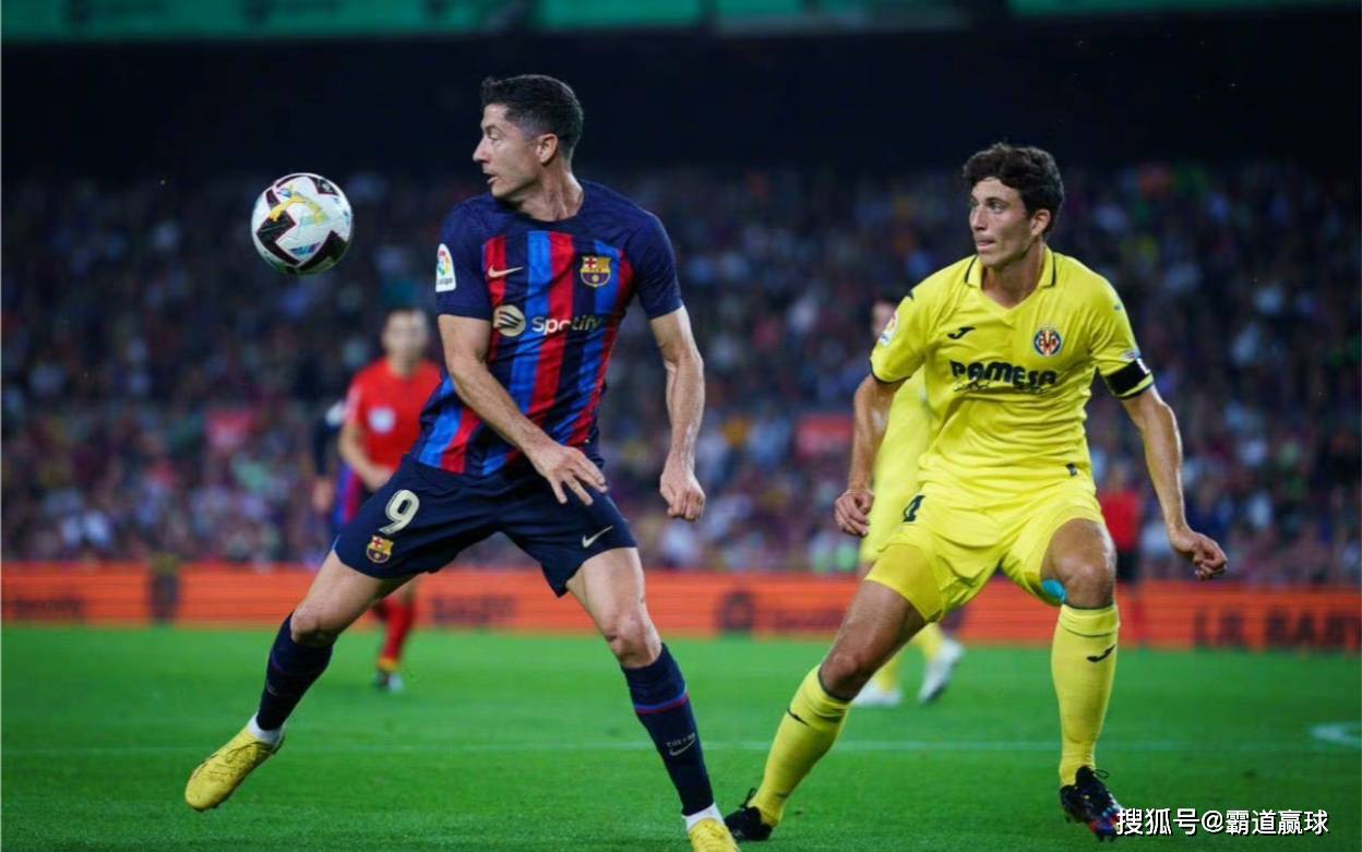 巴萨客场不敌瓦伦西亚，西甲球队遭遇挑战